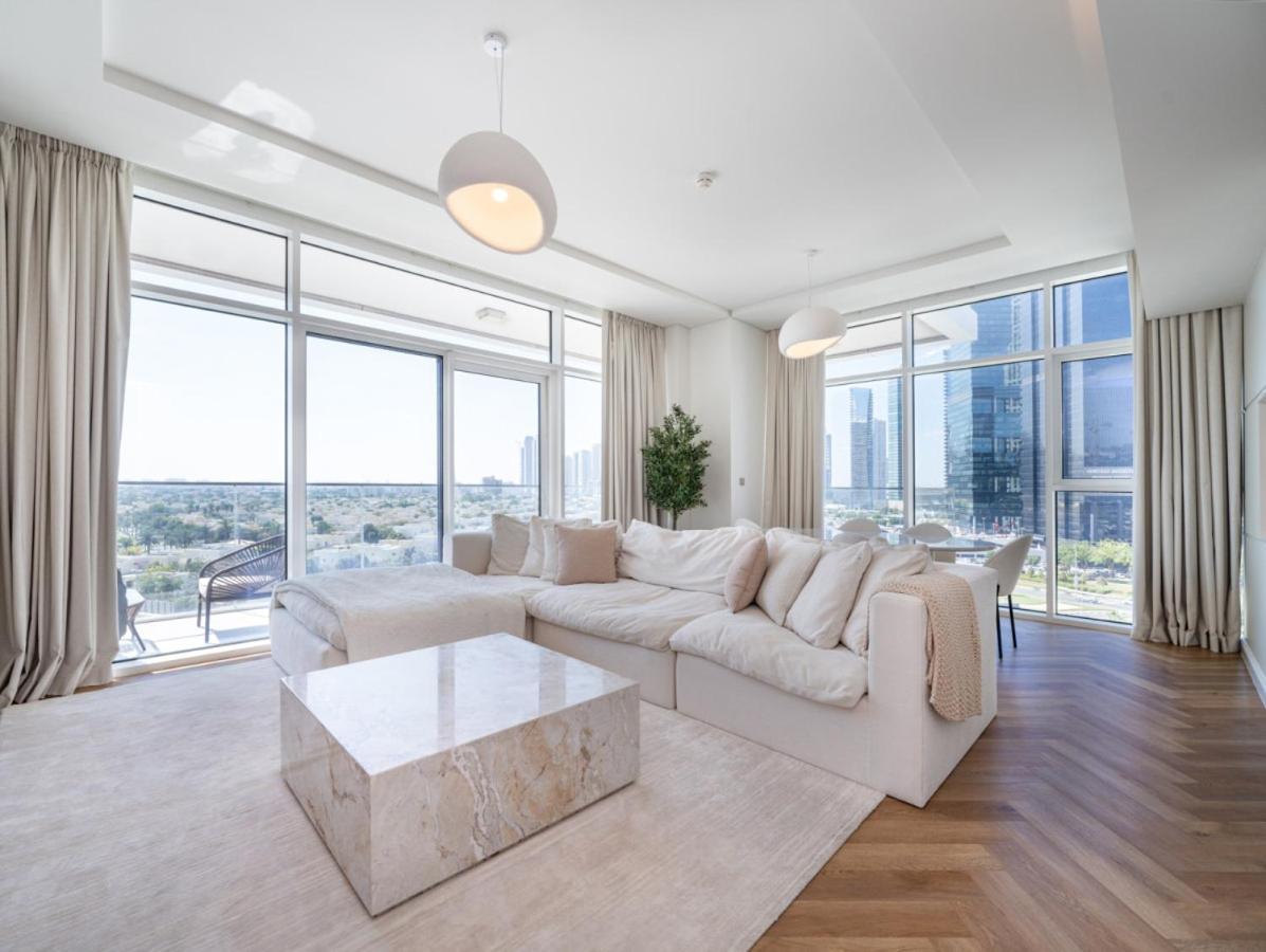 Upgraded Banyan Tree 2 Bed In Jlt Apartment Dubai