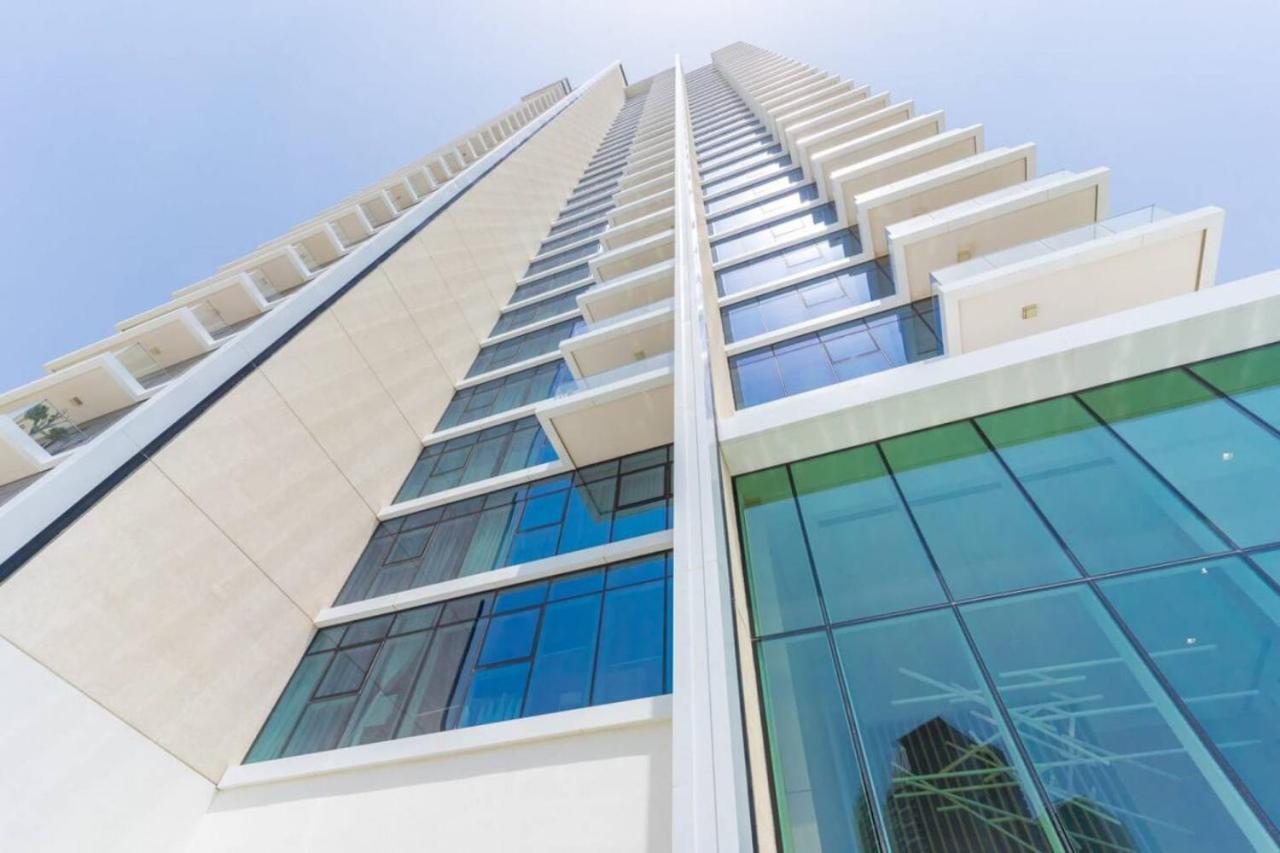 Upgraded Banyan Tree 2 Bed In Jlt Apartment *