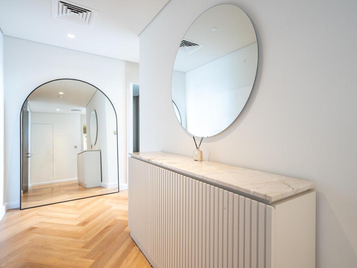 Apartment Upgraded Banyan Tree 2 Bed In Jlt